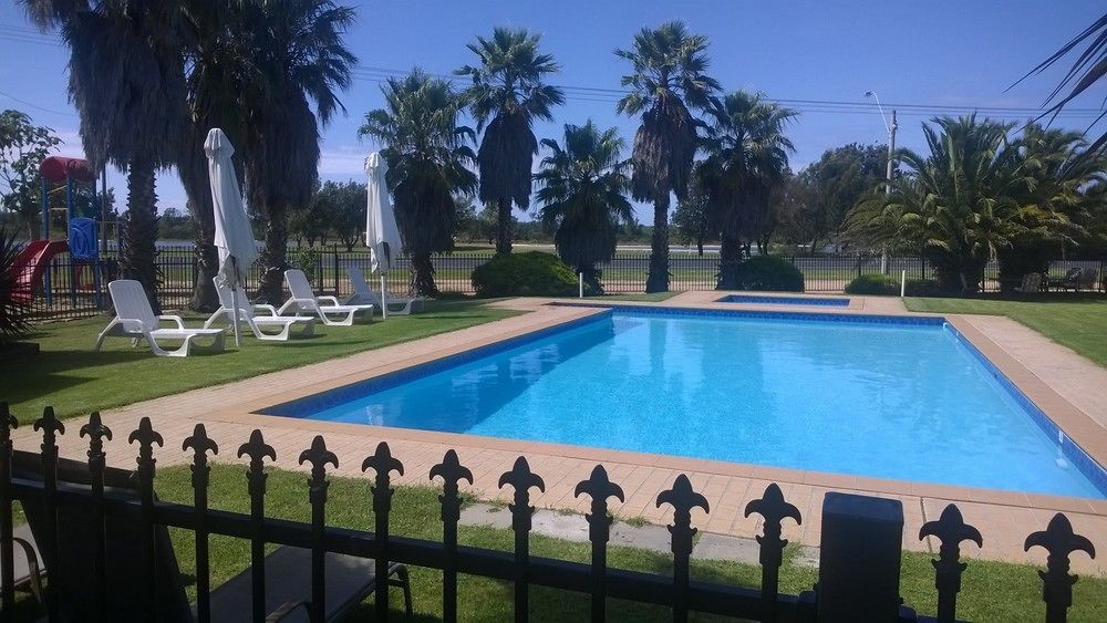 Koonwarra Holiday Park Lakes Entrance Exterior photo